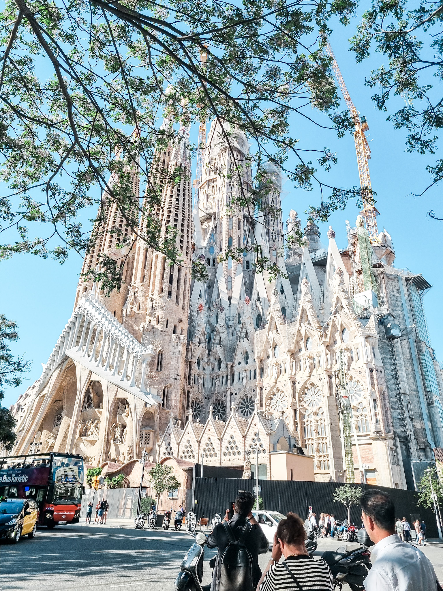 Barcelona Guide - One Day in the City To Do List