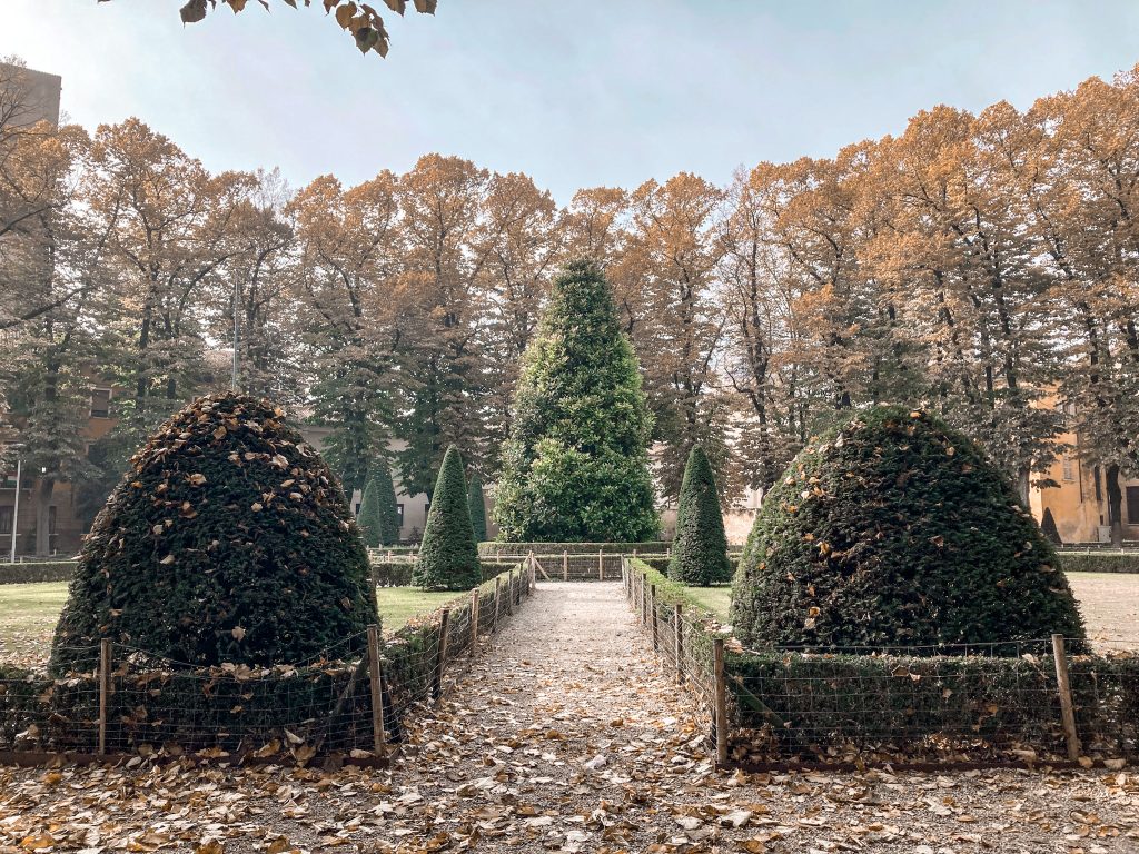 Palazzo Ducale gardens, mantova